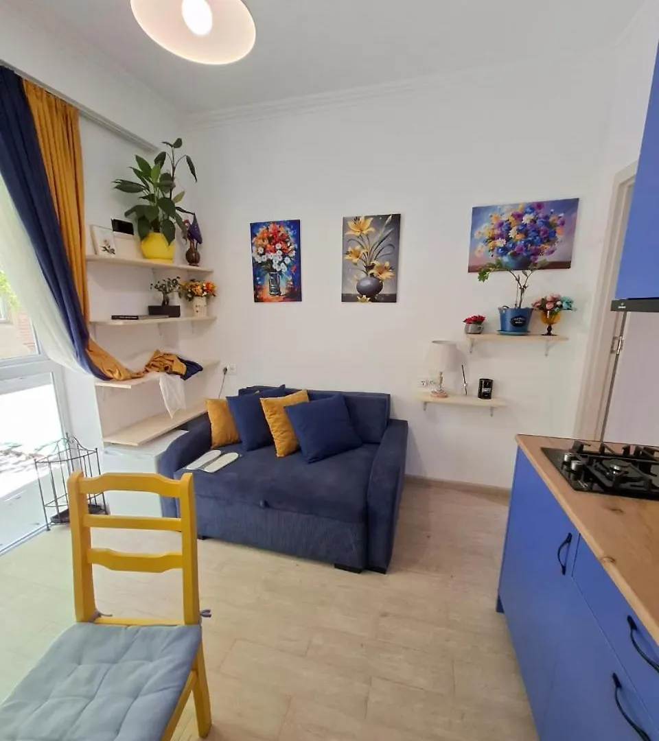 Style Apartment With Courtyard Tbilisi